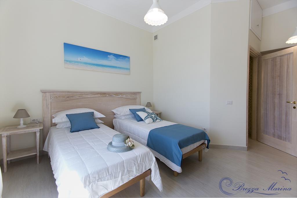 Brezza Marina Luxury Rooms Кальяри Экстерьер фото