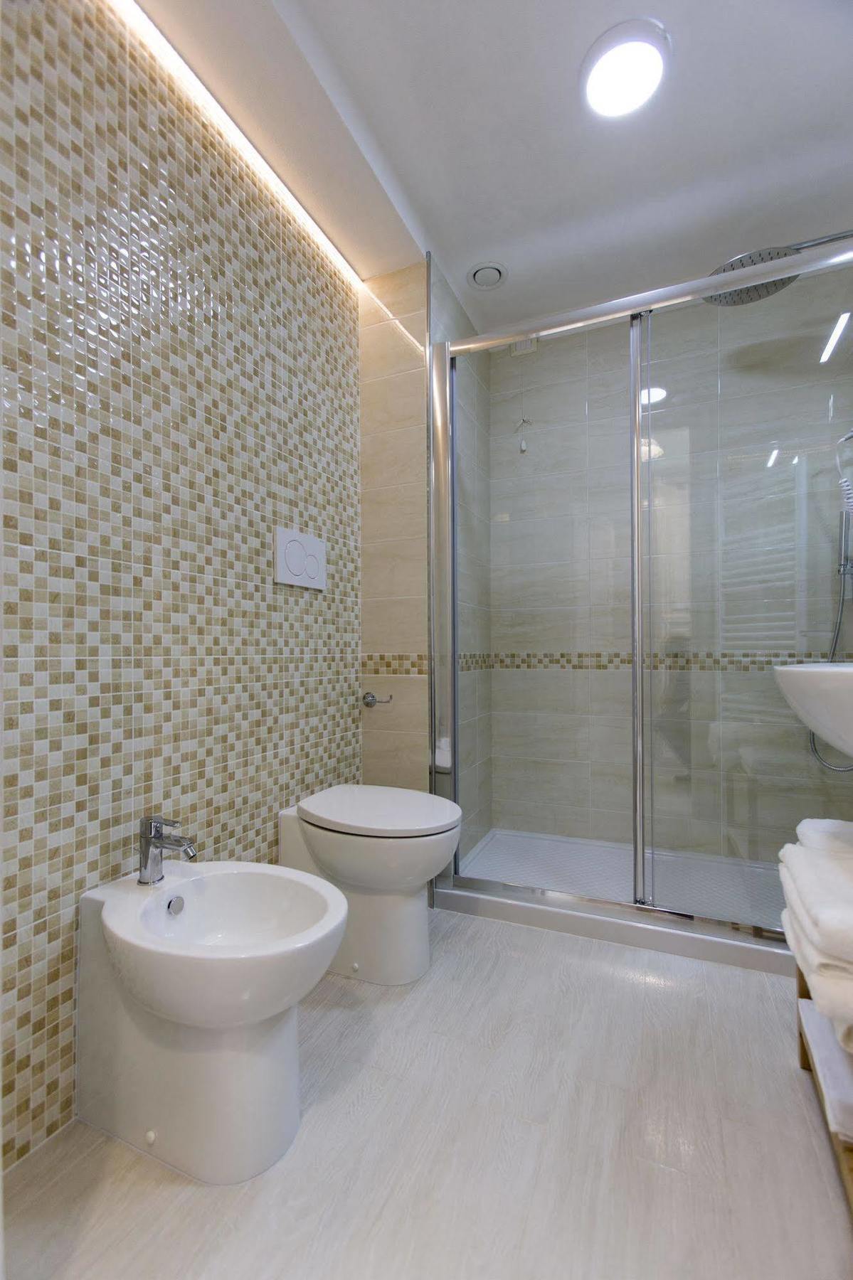 Brezza Marina Luxury Rooms Кальяри Экстерьер фото